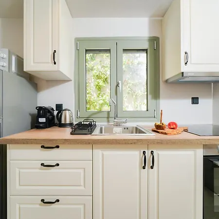 Anasa Thalassas Apartman *