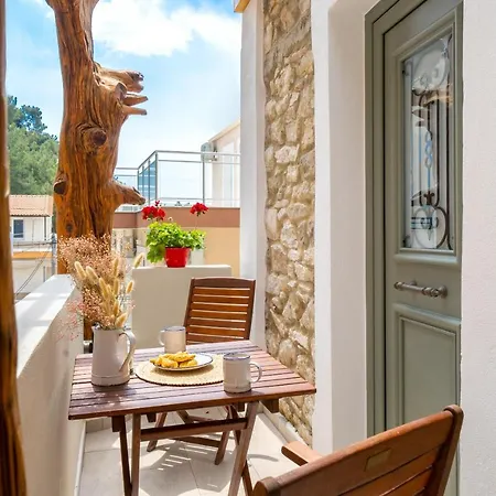 Anasa Thalassas شقة