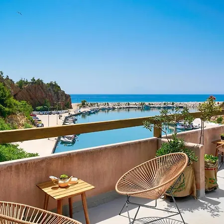 شقة Anasa Thalassas