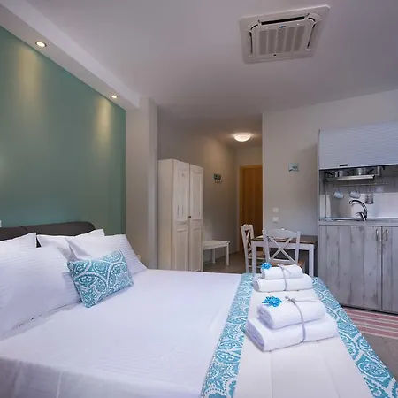 Anasa Thalassas * يميناريا